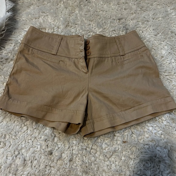 Ponnytail U.S.A. Shorts 3 button EUC size Large make offer - Picture 1 of 6